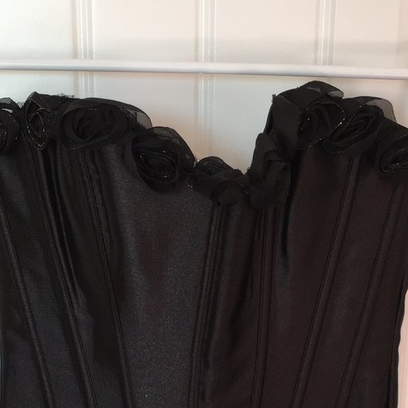 CORSET - Picture 3 of 6